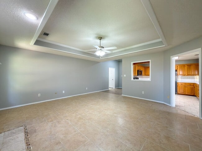 Building Photo - 6409 Fallstone Rd