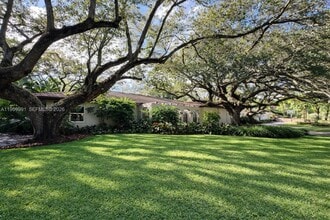 Building Photo - 4350 Palmarito St