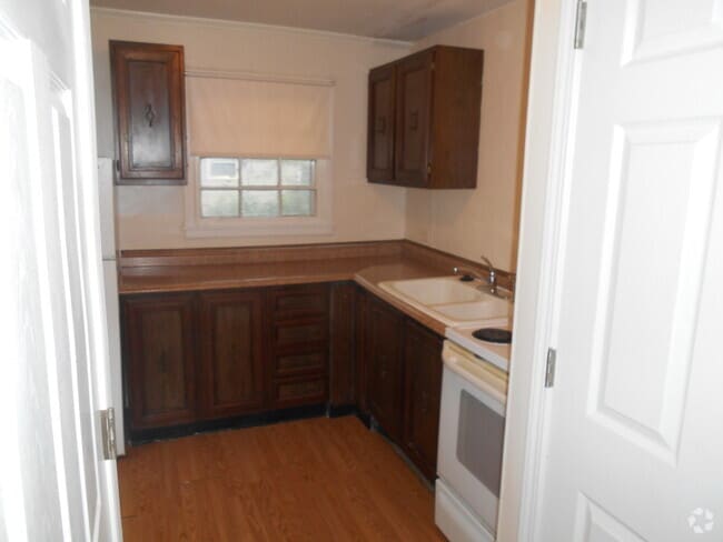 Building Photo - 4343 E Bayley St