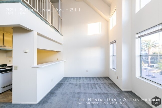 Building Photo - 321 S Occidental Blvd