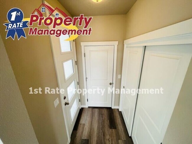 Foto del edificio - 417 N Traquair Ln