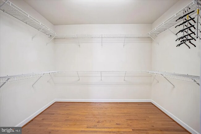 Foto del edificio - 2907 Dumas St