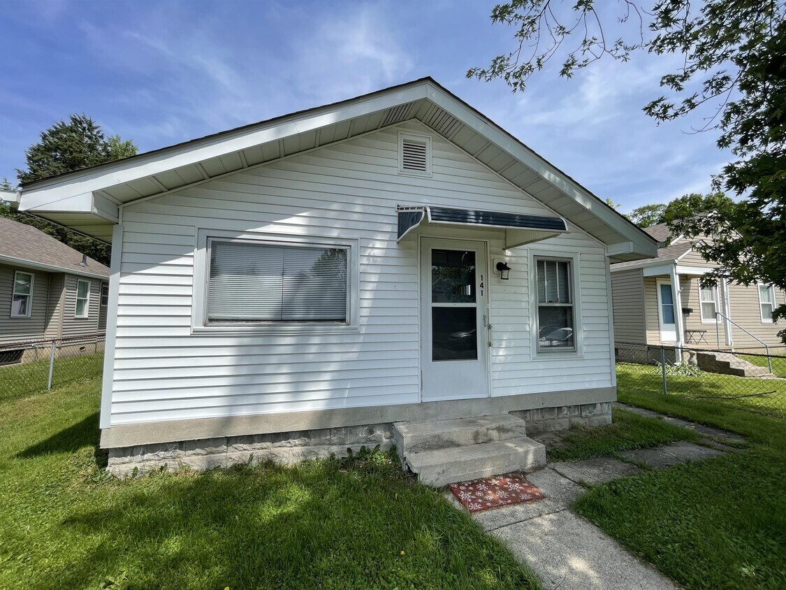 141 S 8th Ave, Beech Grove, IN 46107 House for Rent in Beech Grove