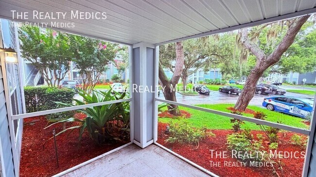 Foto del edificio - 712 Secret Harbor Ln