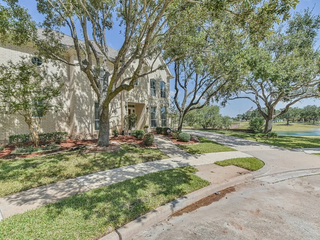 Photo - 2502 Bridge Hampton Way House