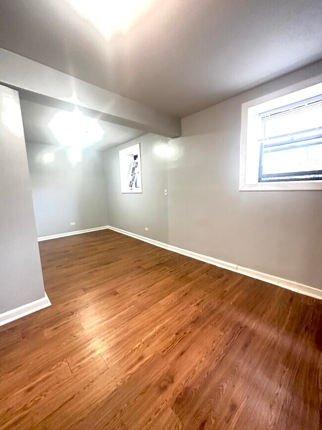 4408 Hazel 2 bedroom - 901 W Agatite Ave