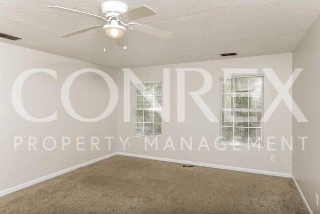 Building Photo - 836 Wickham Ln