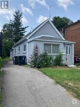 Building Photo - 532 Jane St