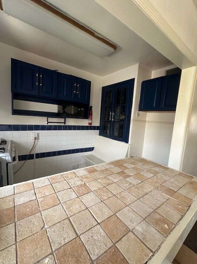 Foto del edificio - 846 Windermere Ave