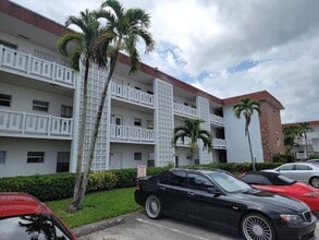 Building Photo - 4310 NW 12th Ct