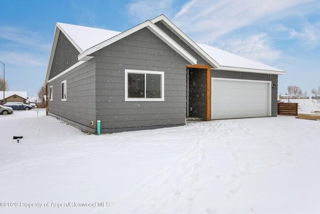 Front and side of house - 340 Lake View Rd