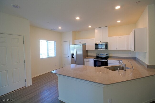 Building Photo - 4755 Zodiac Sky Ave