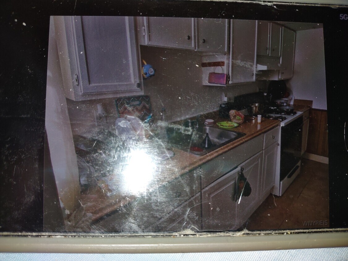 Primary Photo - 36 Glenwood Ct