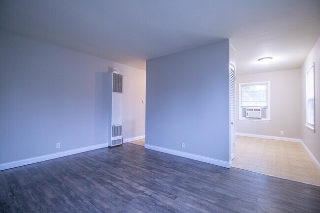 Building Photo - 2501 Calico Ln
