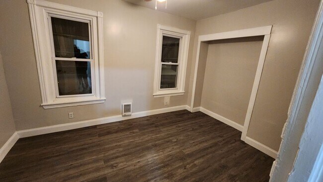 Foto del edificio - 218 N Alden St