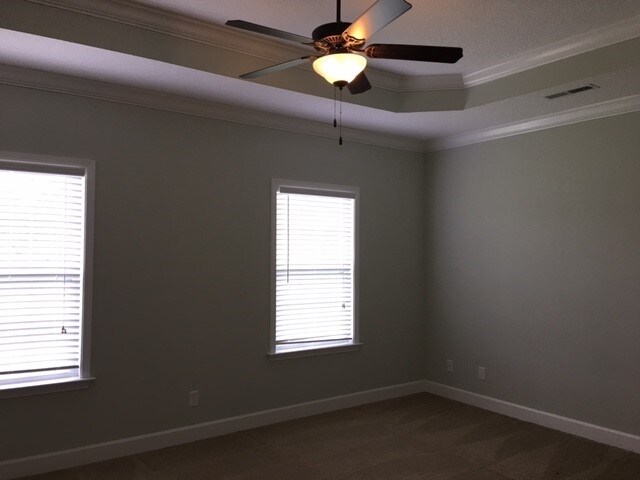 Building Photo - 81 Spyglass