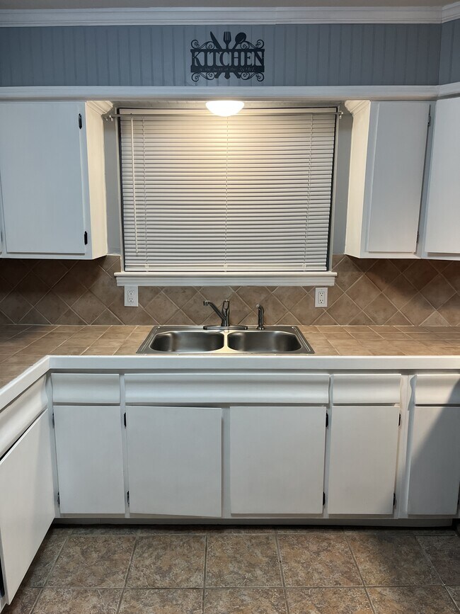 Foto del edificio - 2501 Havard Rd