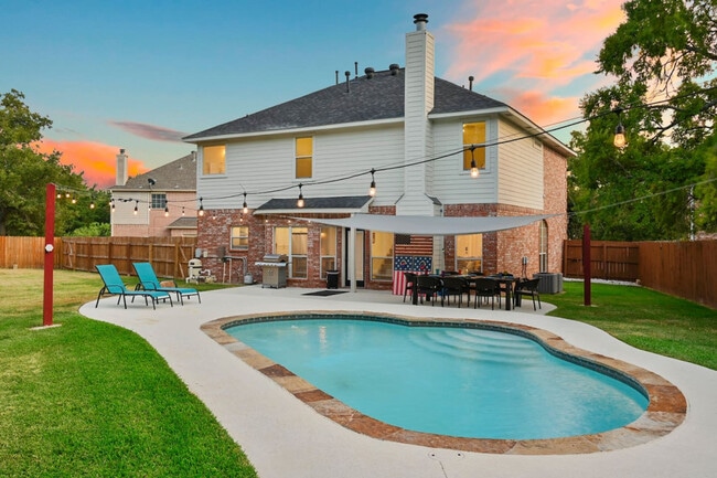 Foto del edificio - 6206 Cromwell Ct
