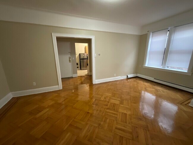 Foto del edificio - 256 Clendenny Ave