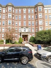 Building Photo - 125 Park Dr