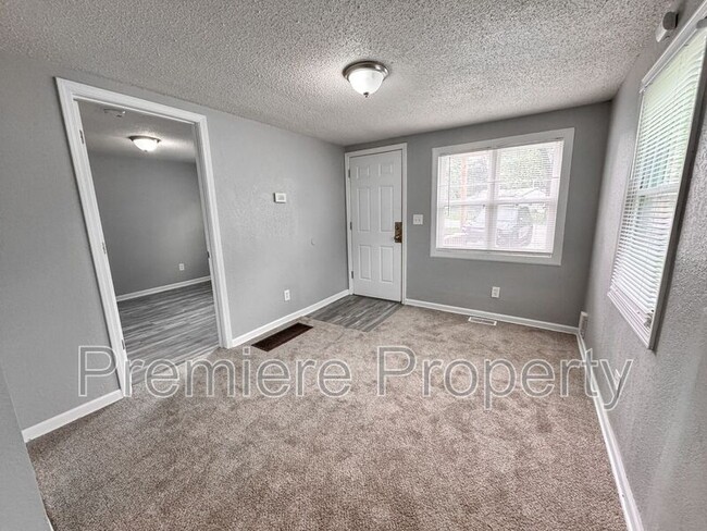 Building Photo - 5230 NE Barnes Ave