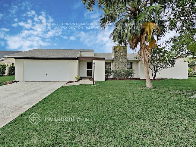 Building Photo - 6522 Timucuans Dr