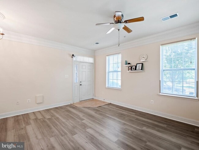Building Photo - 304 Orchard Ridge Dr