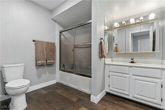 Building Photo - 3280 Dayflower St