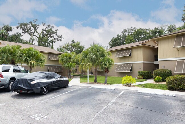 Building Photo - 130 Jasmine Woods Ct
