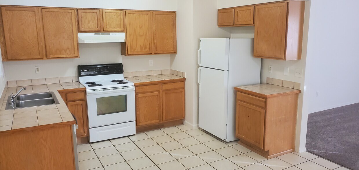 6930 Dexter St, Commerce City, CO 80022 Townhome Rentals in Commerce