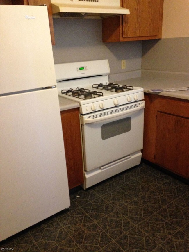 Building Photo - 1 br, 1 bath  - 954 33rd St SE