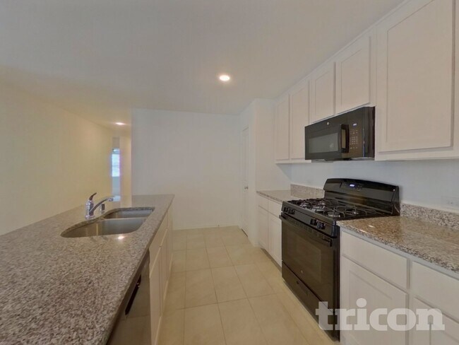 Foto del edificio - 2500 Bunkerton Dr