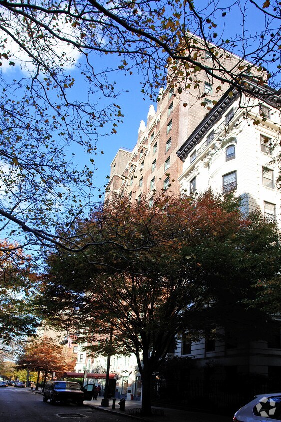 Foto del edificio - Pierrepont House for the Elderly