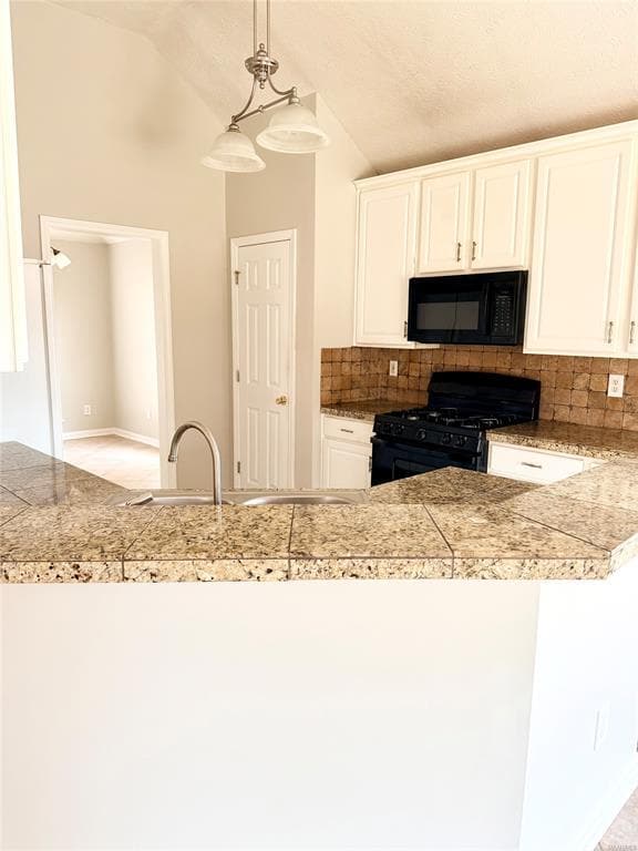 Building Photo - 7528 Pinnacle Ct