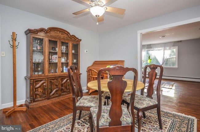 Foto del edificio - 9801 Belhaven Rd