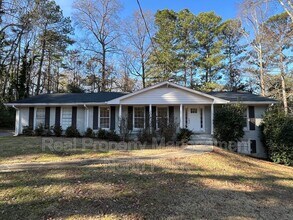 Building Photo - 3434 Palace Ct