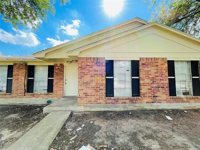 Building Photo - 12713 Lima Dr