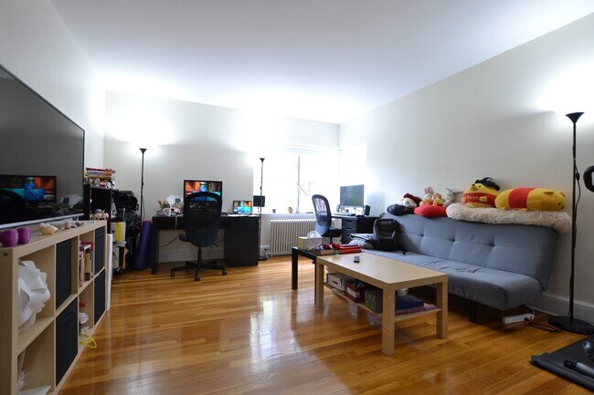 Foto del edificio - 36 Highland Ave