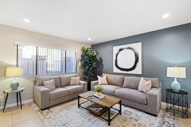 Photo - 7339 E Northland Dr Townhome