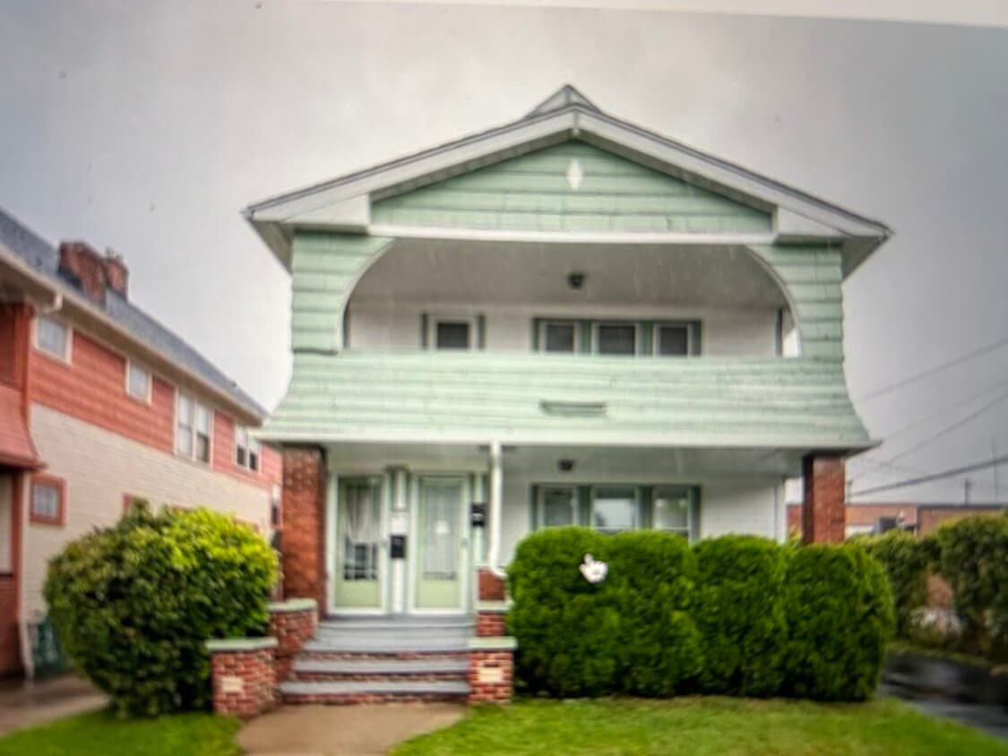 Primary Photo - 16501 Nicholas Ave