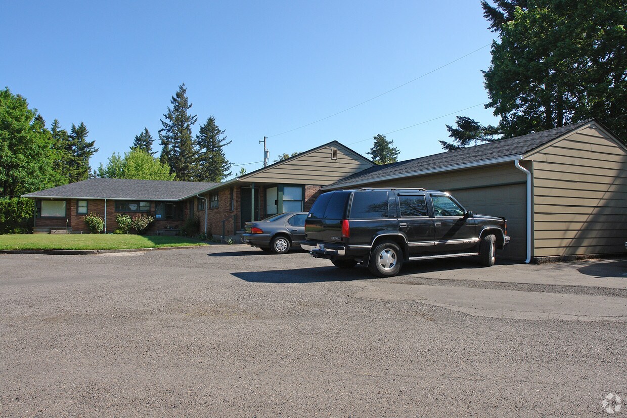 Foto del edificio - Pioneer Plaza Apartments