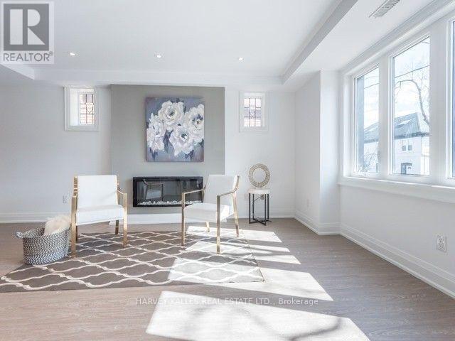 Photo du bâtiment - 52 College View Ave