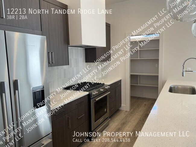 Foto del edificio - 12213 N Tandem Ridge Ln