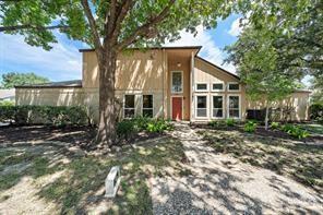 Building Photo - 12800 Briar Forest Dr