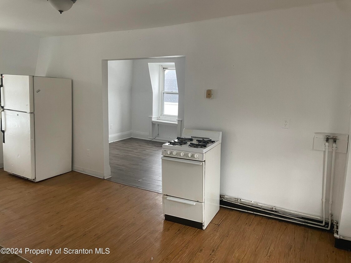 Foto principal - 1326 N Washington St