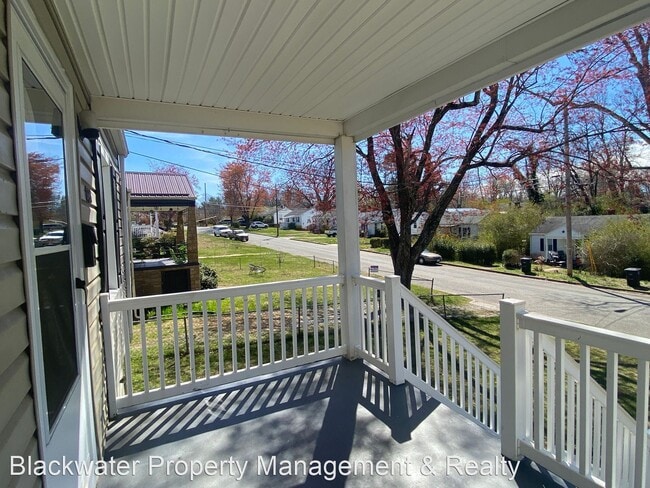 Building Photo - 2 br, 1 bath House - 1128 Stratford Road