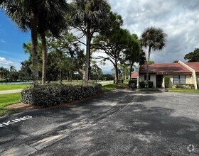 Building Photo - 3677 Longmeadow