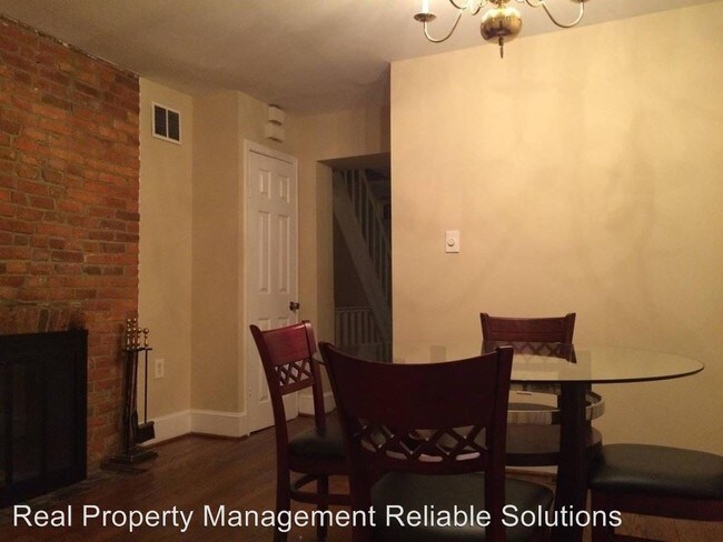 Foto del edificio - 2 br, 1.5 bath House - 913 Tyson Street