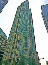 Building Photo - 345 N LaSalle St
