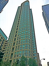 Building Photo - 345 N LaSalle St